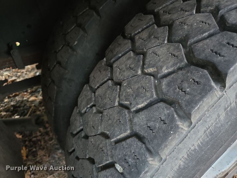 image for item EI4049 2003 International 4300 SBA crane truck