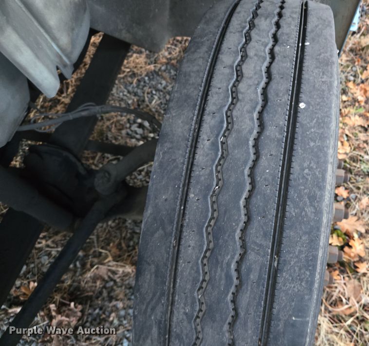 image for item EI4049 2003 International 4300 SBA crane truck