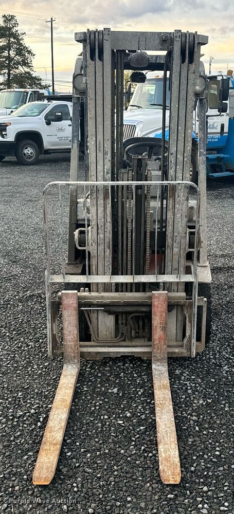 image for item EI4051 2005 Toyota 7FGU18 forklift