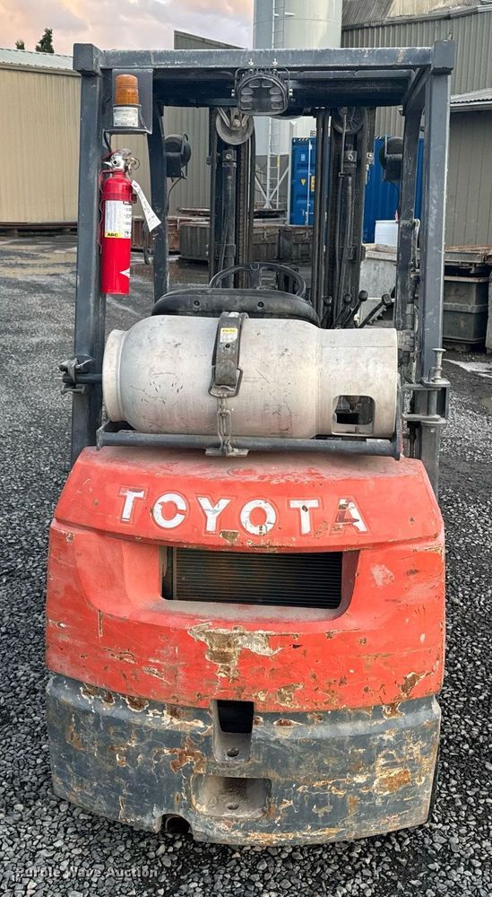 image for item EI4051 2005 Toyota 7FGU18 forklift