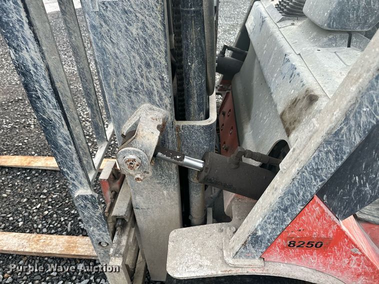 image for item EI4051 2005 Toyota 7FGU18 forklift