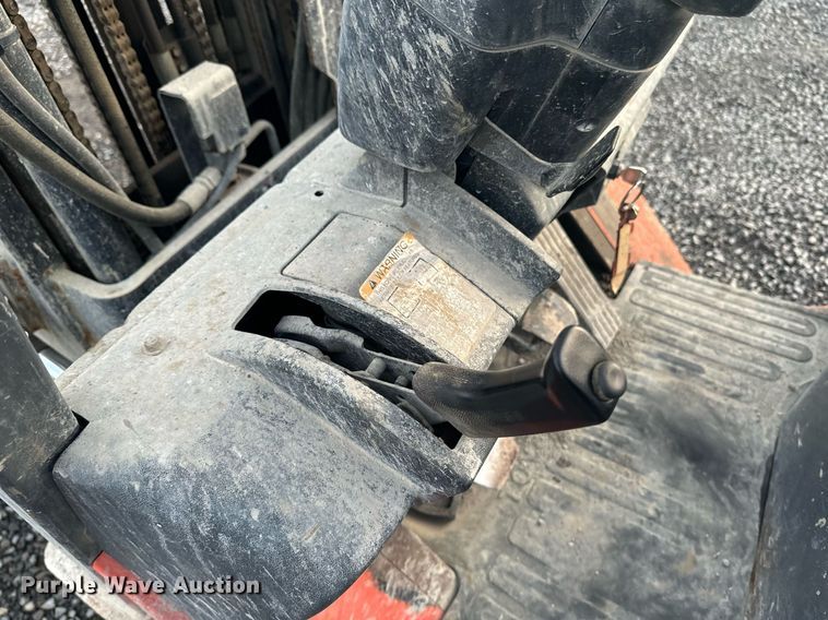 image for item EI4051 2005 Toyota 7FGU18 forklift