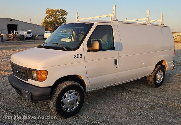 image for item EI8471 2005 Ford Econoline E250 van