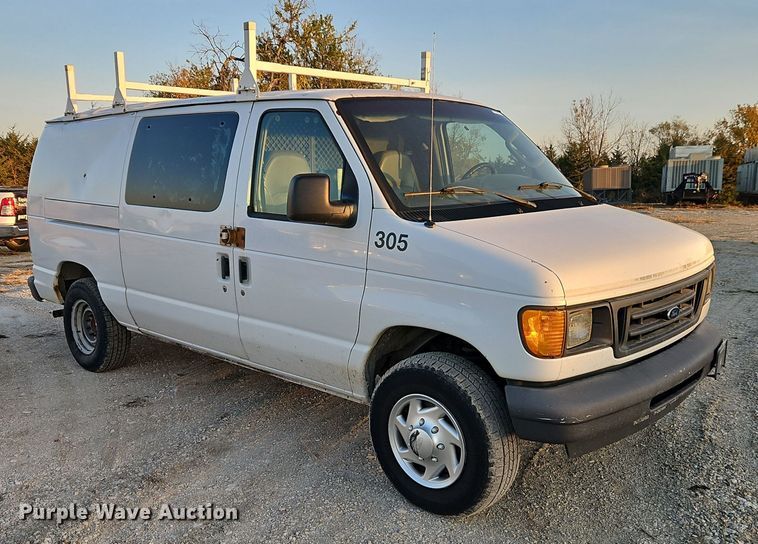image for item EI8471 2005 Ford Econoline E250 van