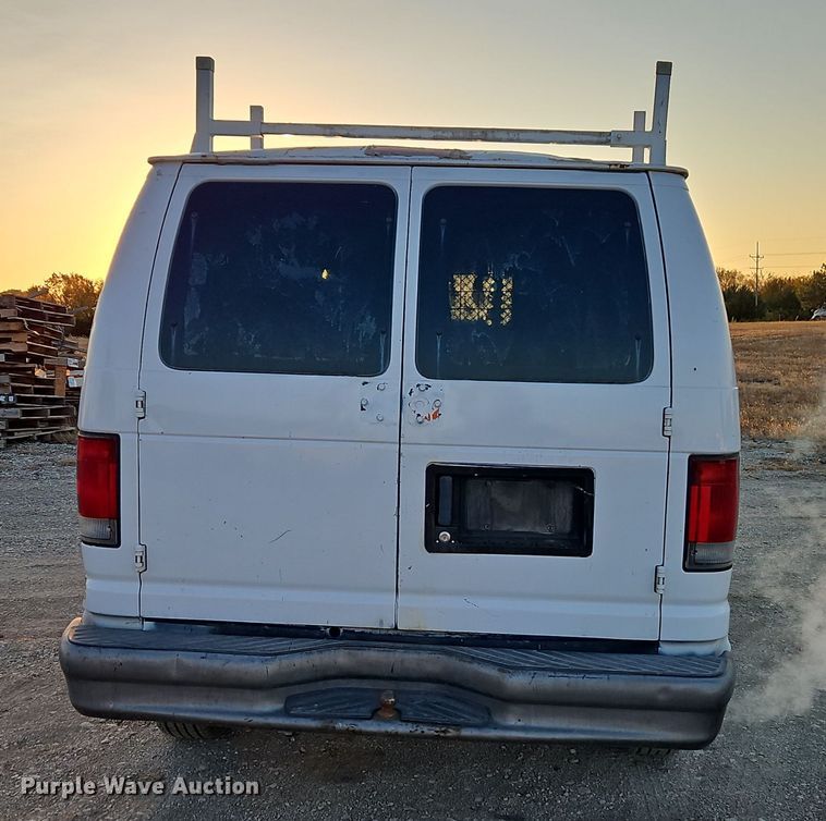 image for item EI8471 2005 Ford Econoline E250 van