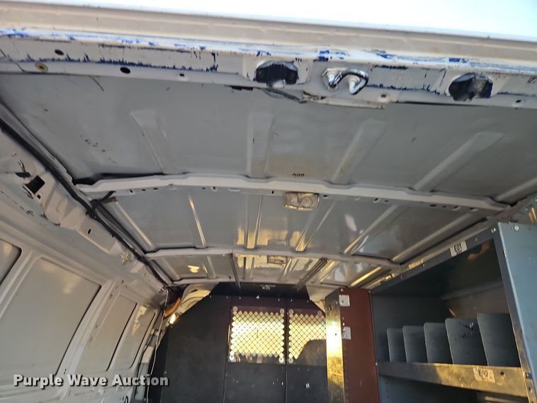 image for item EI8471 2005 Ford Econoline E250 van