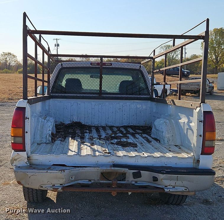 image for item EI8474 2002 Chevrolet  Silverado 1500 pickup truck