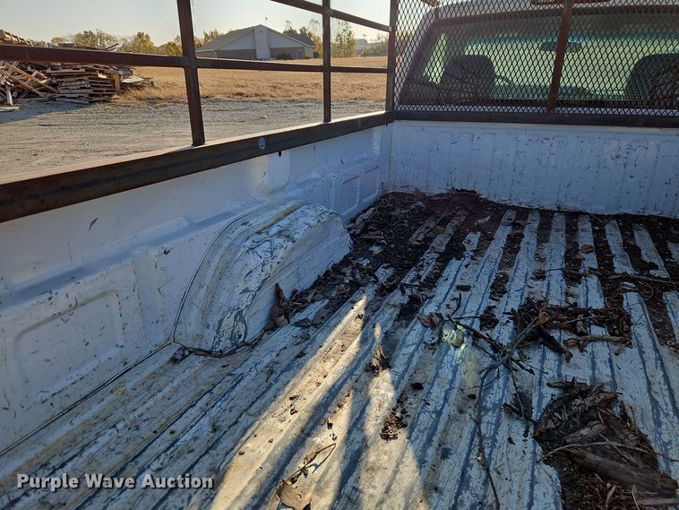 image for item EI8474 2002 Chevrolet  Silverado 1500 pickup truck