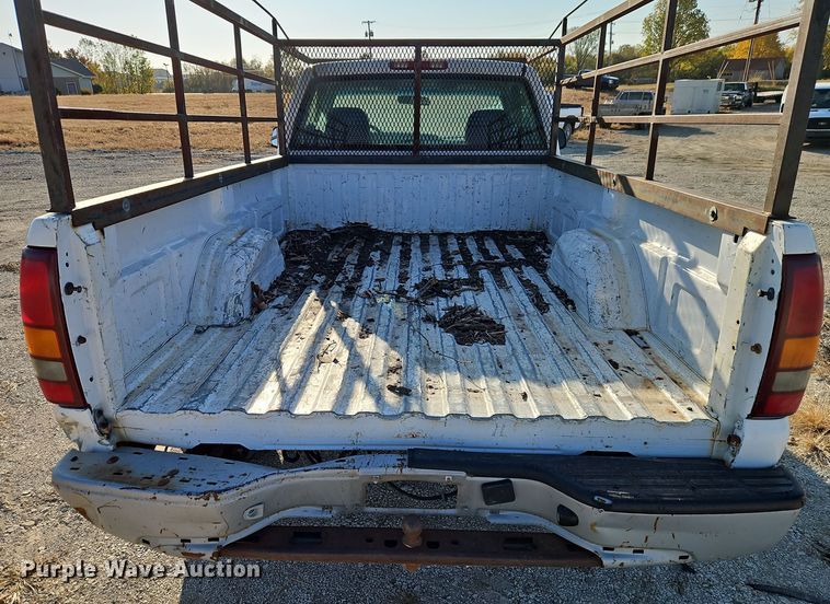 image for item EI8474 2002 Chevrolet  Silverado 1500 pickup truck