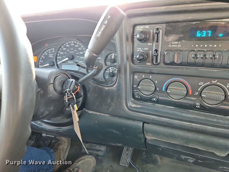 image for item EI8474 2002 Chevrolet  Silverado 1500 pickup truck