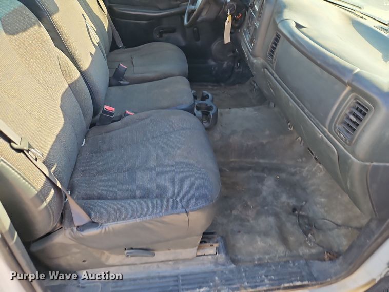 image for item EI8474 2002 Chevrolet  Silverado 1500 pickup truck