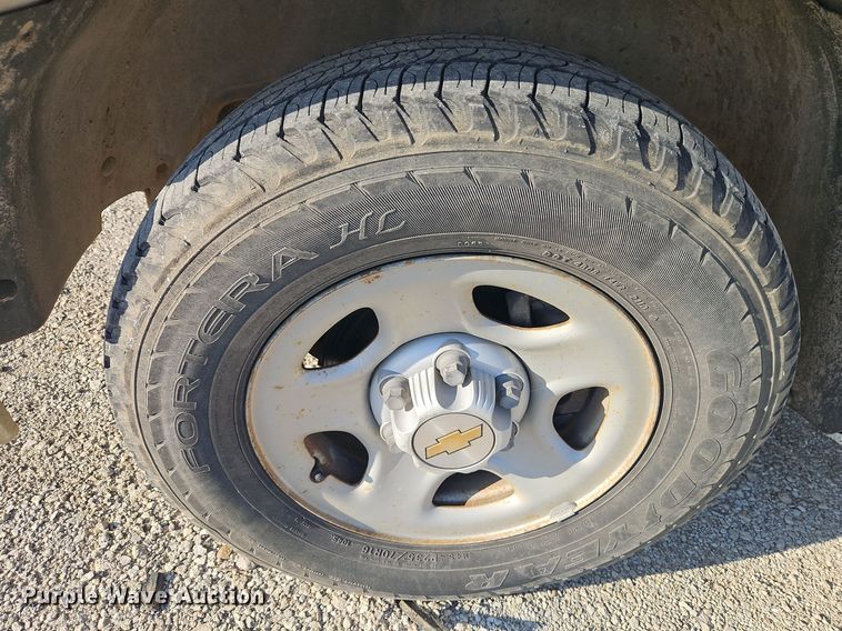 image for item EI8474 2002 Chevrolet  Silverado 1500 pickup truck