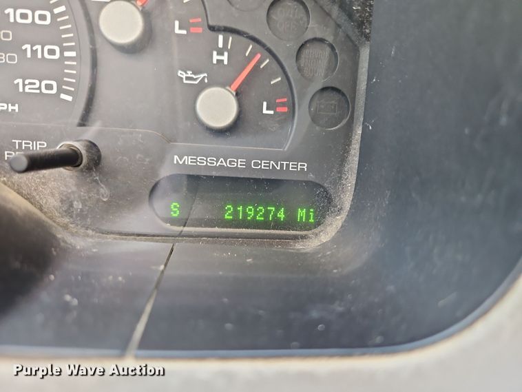 image for item EI8477 2004 Ford Explorer  SUV