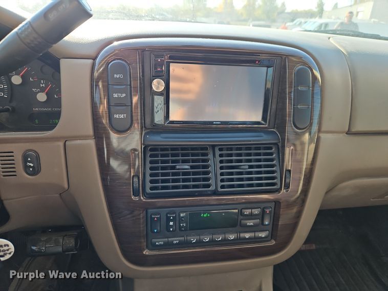 image for item EI8477 2004 Ford Explorer  SUV