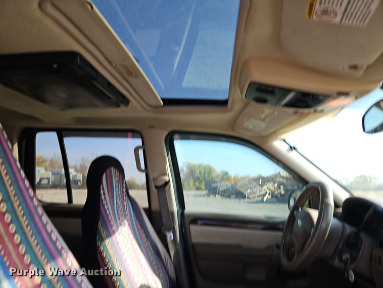 image for item EI8477 2004 Ford Explorer  SUV