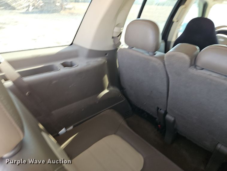 image for item EI8477 2004 Ford Explorer  SUV