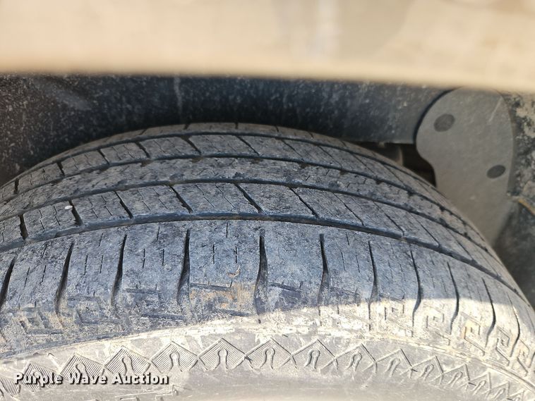 image for item EI8477 2004 Ford Explorer  SUV