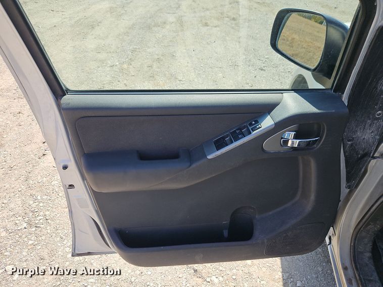 image for item EI8482 2008 Nissan  Pathfinder LE SUV