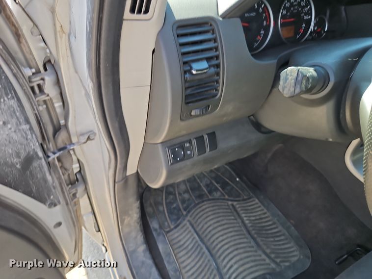 image for item EI8482 2008 Nissan  Pathfinder LE SUV