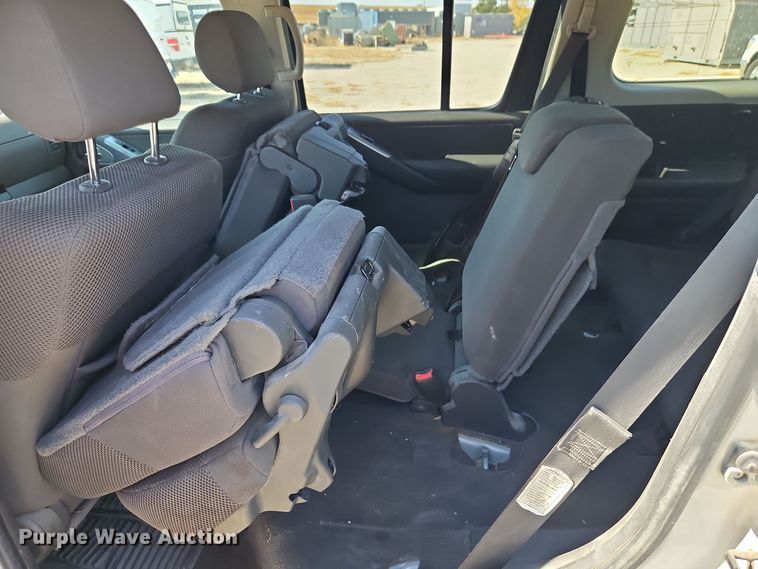 image for item EI8482 2008 Nissan  Pathfinder LE SUV