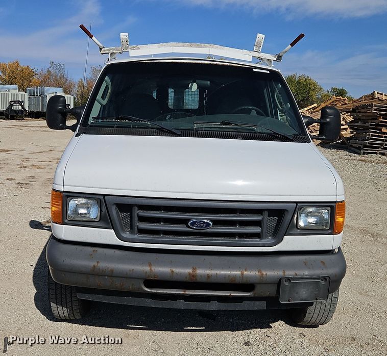 image for item EI8483 2007 Ford Econoline E250 van