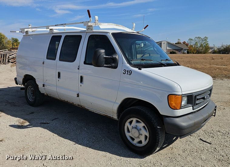 image for item EI8483 2007 Ford Econoline E250 van