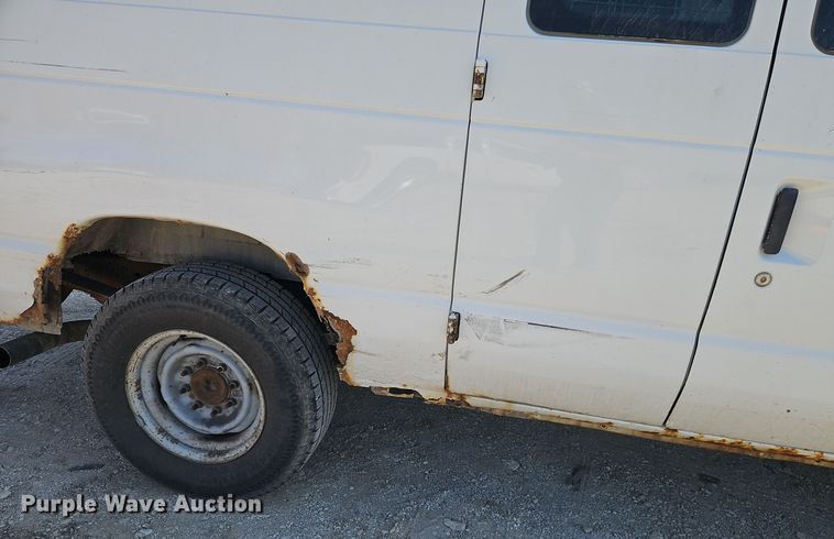 image for item EI8483 2007 Ford Econoline E250 van