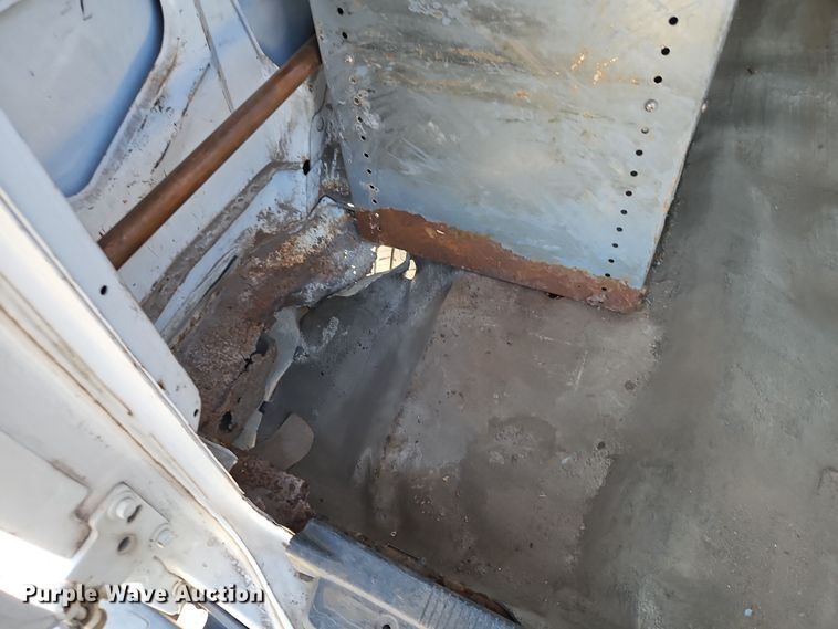 image for item EI8483 2007 Ford Econoline E250 van