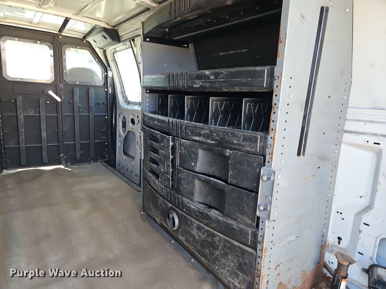 image for item EI8483 2007 Ford Econoline E250 van