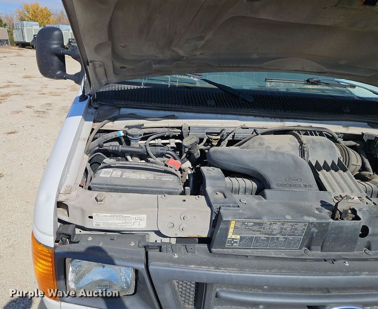 image for item EI8483 2007 Ford Econoline E250 van