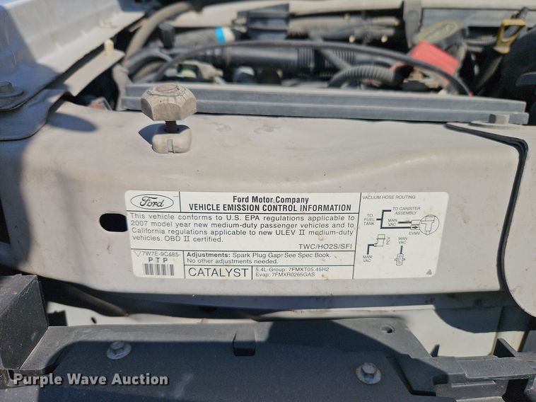 image for item EI8483 2007 Ford Econoline E250 van