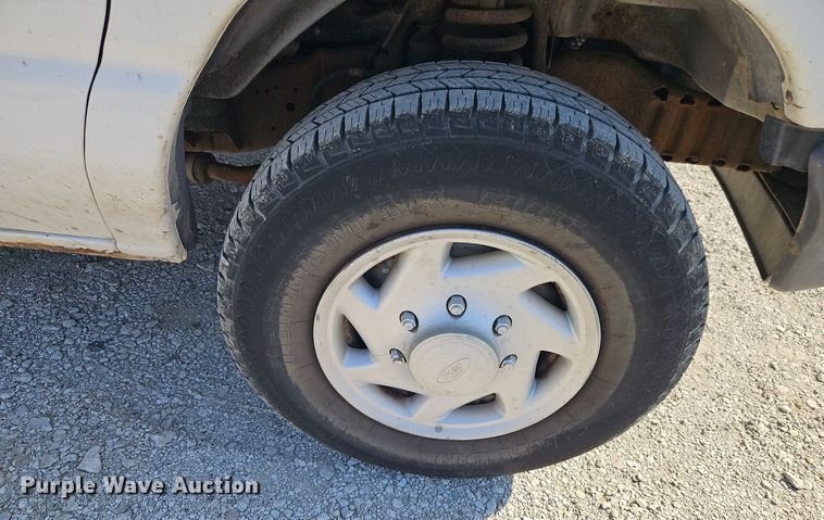 image for item EI8483 2007 Ford Econoline E250 van