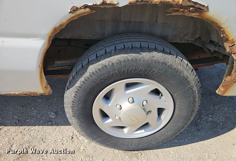 image for item EI8483 2007 Ford Econoline E250 van