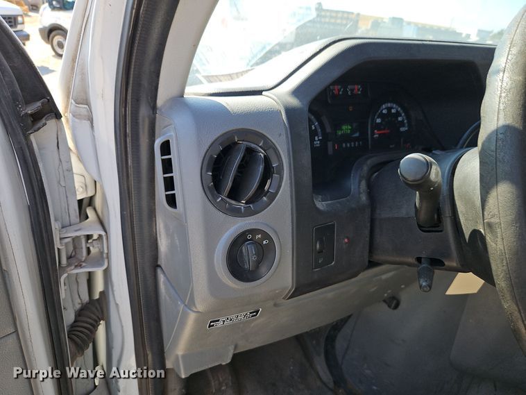 image for item EI8484 2012 Ford  Econoline E250 van