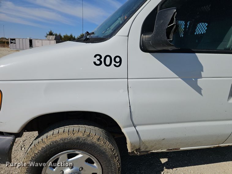 image for item EI8485 2006 Ford Econoline E250 van