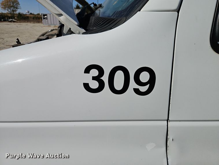 image for item EI8485 2006 Ford Econoline E250 van