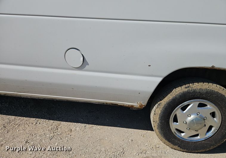 image for item EI8485 2006 Ford Econoline E250 van