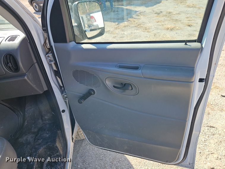 image for item EI8485 2006 Ford Econoline E250 van