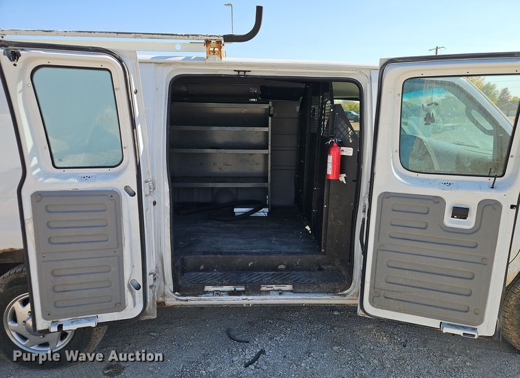 image for item EI8485 2006 Ford Econoline E250 van