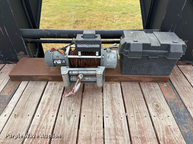 image for item EJ3119 2006 Big Tex 22GN equipment trailer