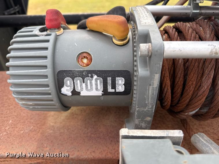 image for item EJ3119 2006 Big Tex 22GN equipment trailer