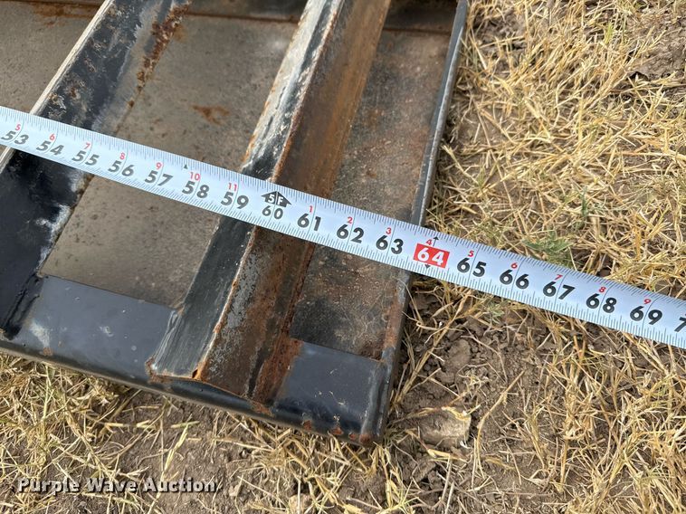 image for item EJ3119 2006 Big Tex 22GN equipment trailer