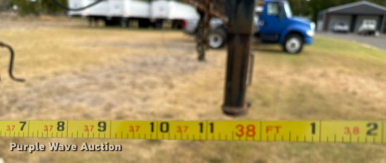 image for item EJ3119 2006 Big Tex 22GN equipment trailer