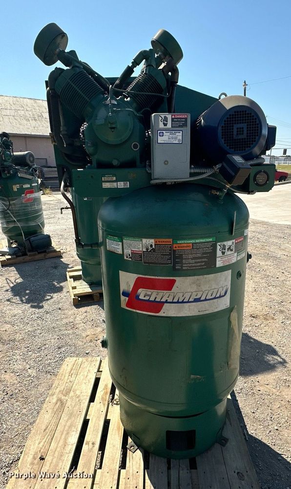 image for item EJ4949 Champion  VR10-12 air compressor