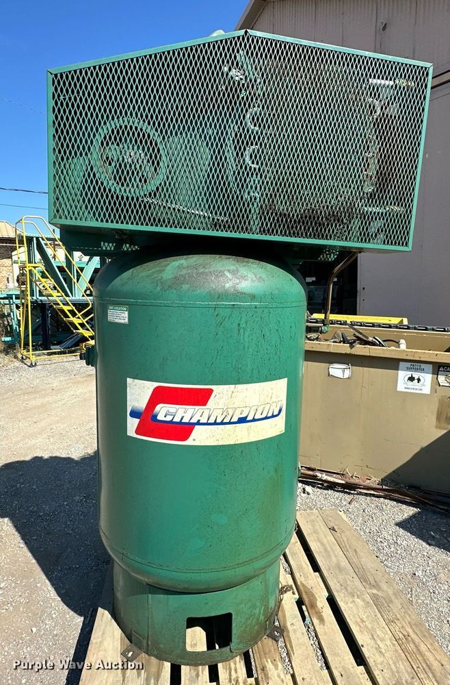 image for item EJ4949 Champion  VR10-12 air compressor