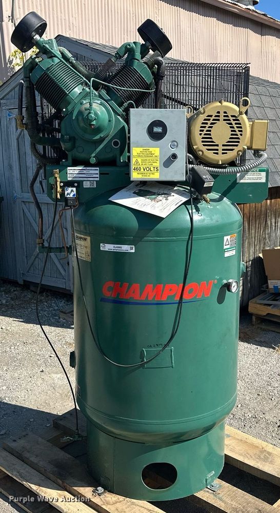 image for item EJ4965 2013 Champion  172-1 air compressor
