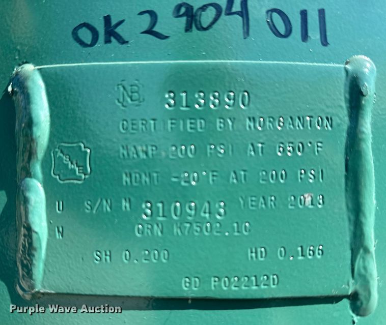 image for item EJ4965 2013 Champion  172-1 air compressor