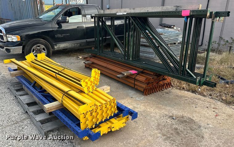 image for item EJ4972 Pallet racking