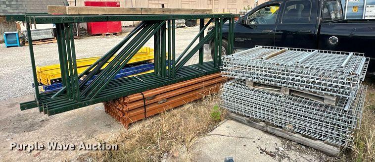 image for item EJ4972 Pallet racking