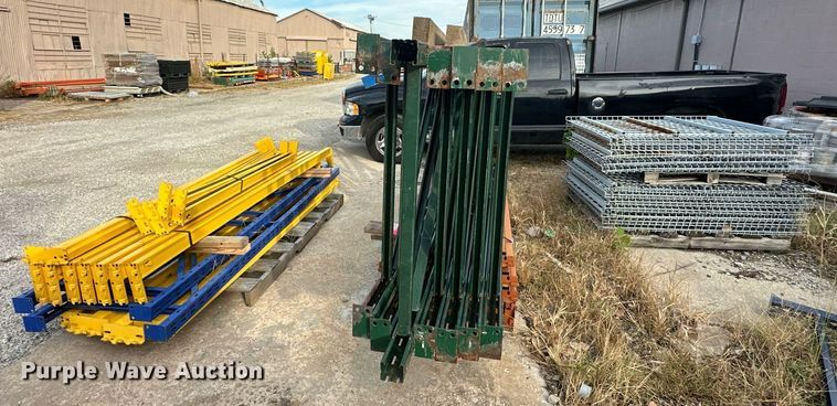 image for item EJ4972 Pallet racking